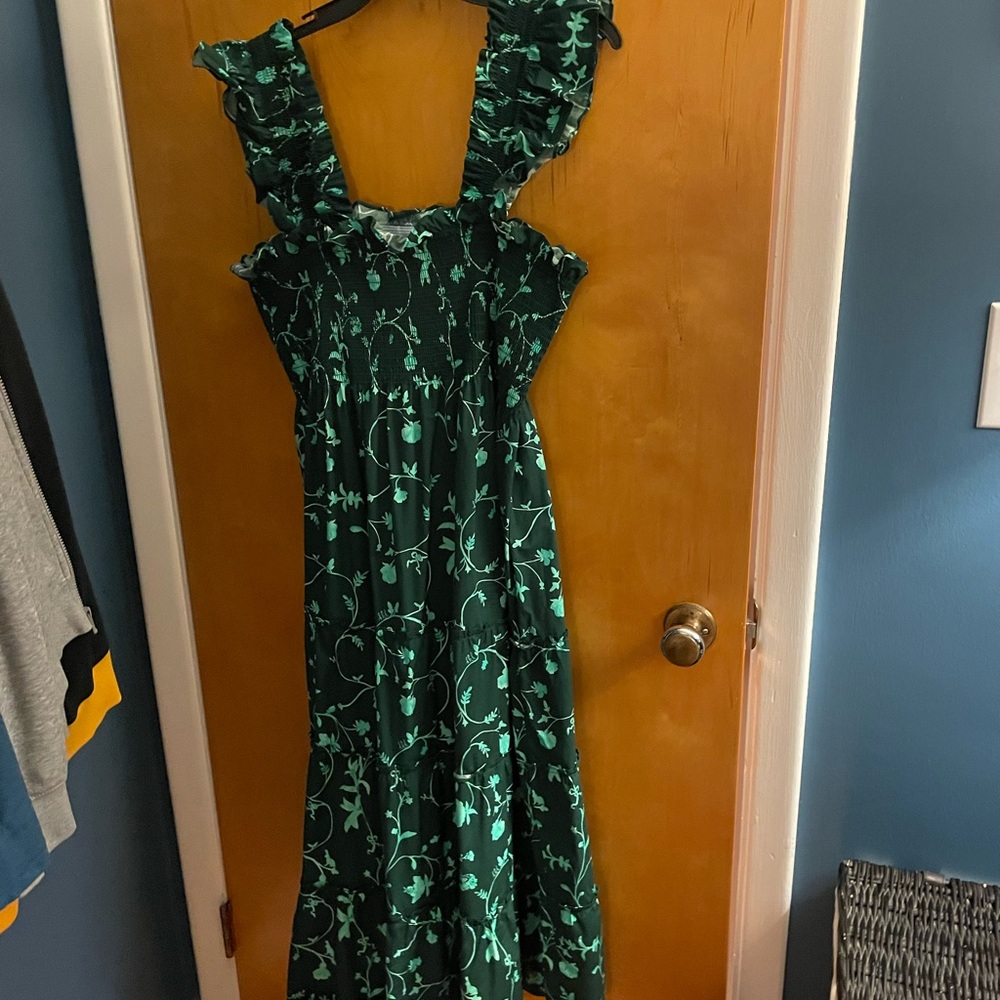 Elegant HILL HOUSE Green Floral Nap Dress